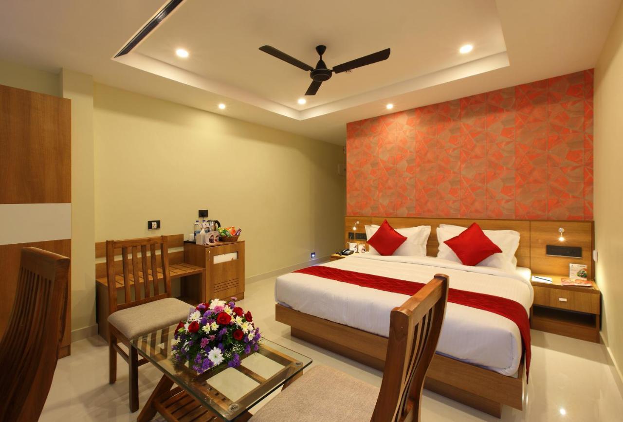 Hotel Novark Munnar Kallar Vattiyar Bagian luar foto
