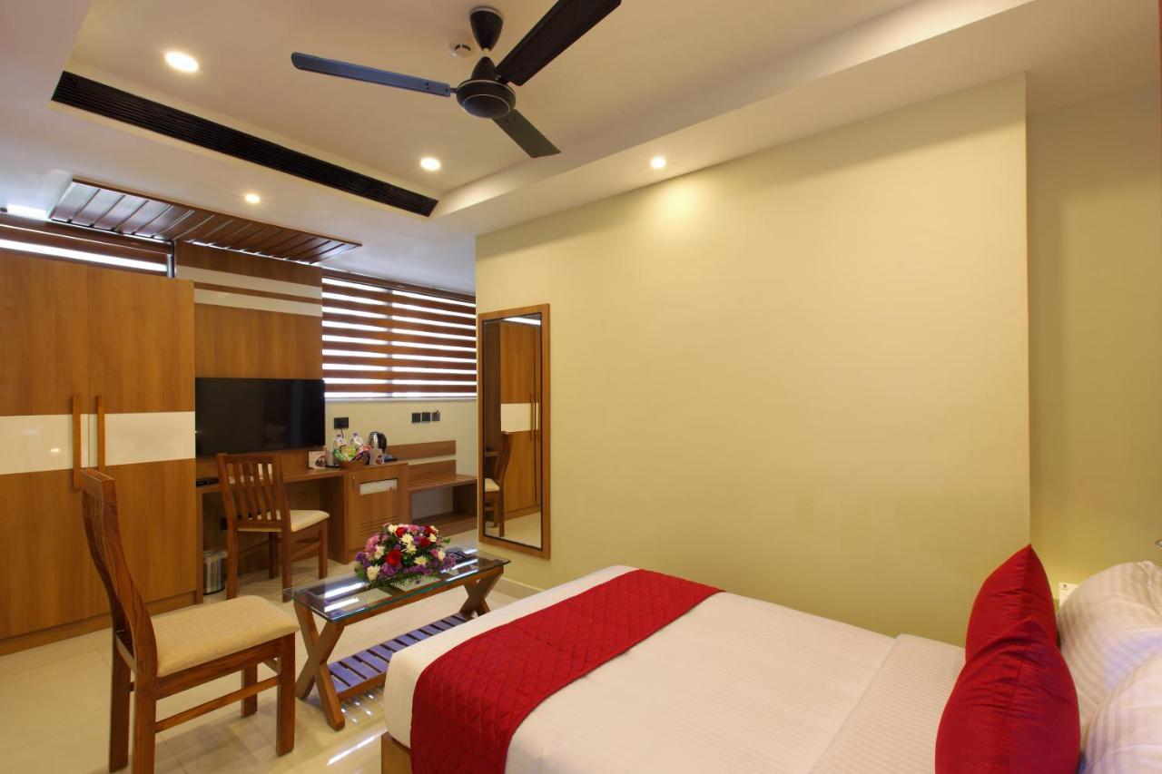 Hotel Novark Munnar Kallar Vattiyar Bagian luar foto